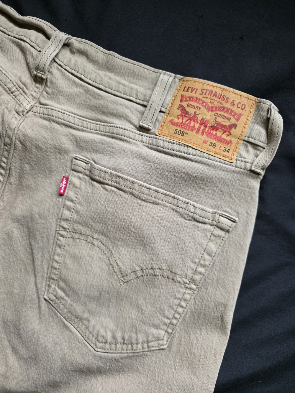 Levi's 505s Men's Straight Jeans Chinos Pants in Khaki